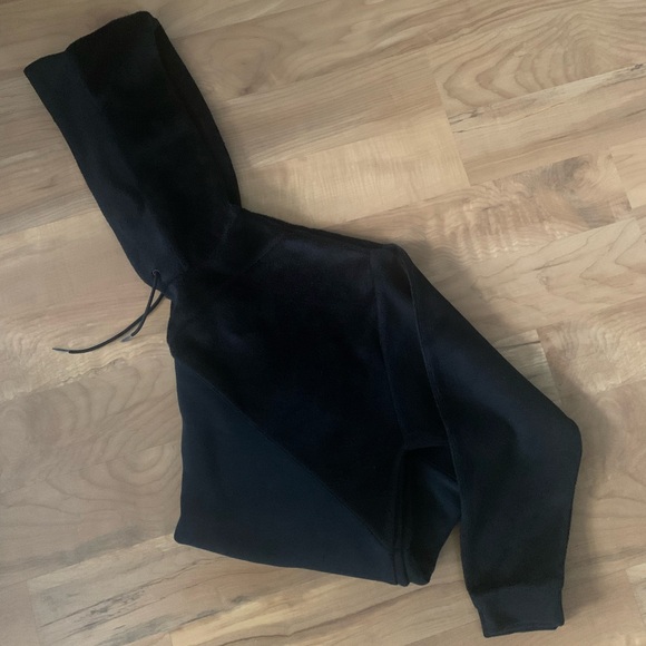 Oversized Velvety Hoodie: Puma - Picture 13 of 13